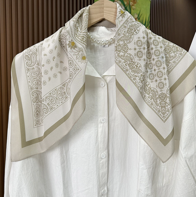 Pure 12 Momme Silk Scarf Bandanna Cashew Print 27 Inch Square Shawl Wrap