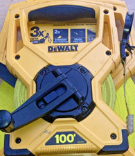 DEWALT 100 ft. Measuring Tape DWHT34039 New