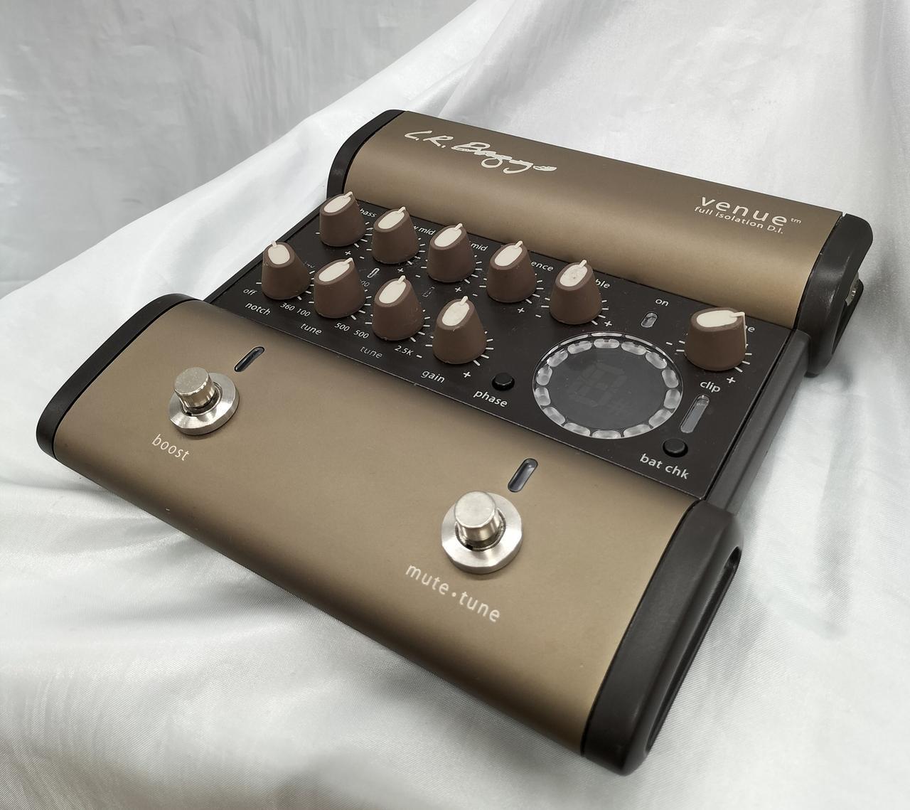 L.R.Baggs venue D.I. footpedal Used with Case and BOX 897042002181