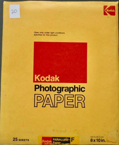 Dark Room Photographic Paper Pack- Panalure F +/_ 20 Sheets 8/10 B&W