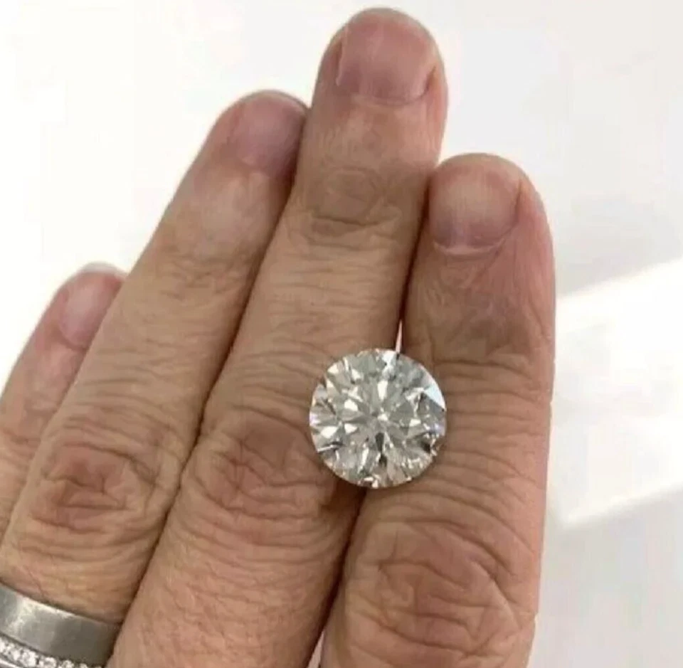 Lab Grown CVD Diamond 11.50 MM Round Excellent D Color VVS1 Clarity Certified - Image 3 of 4