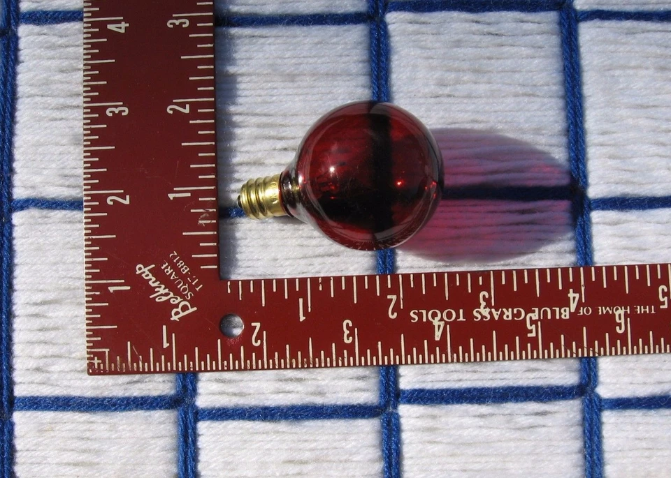 new C7 clear RED 130V CHRISTMAS LIGHT bulb 10w Round Globe G12.5 nose 7¢*ship   - Image 2 of 3