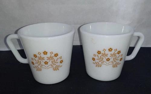 Vintage Pyrex Summer Ginger Flower Coffee Mugs Tea Cups Set of 2 - USA 3 3/8"