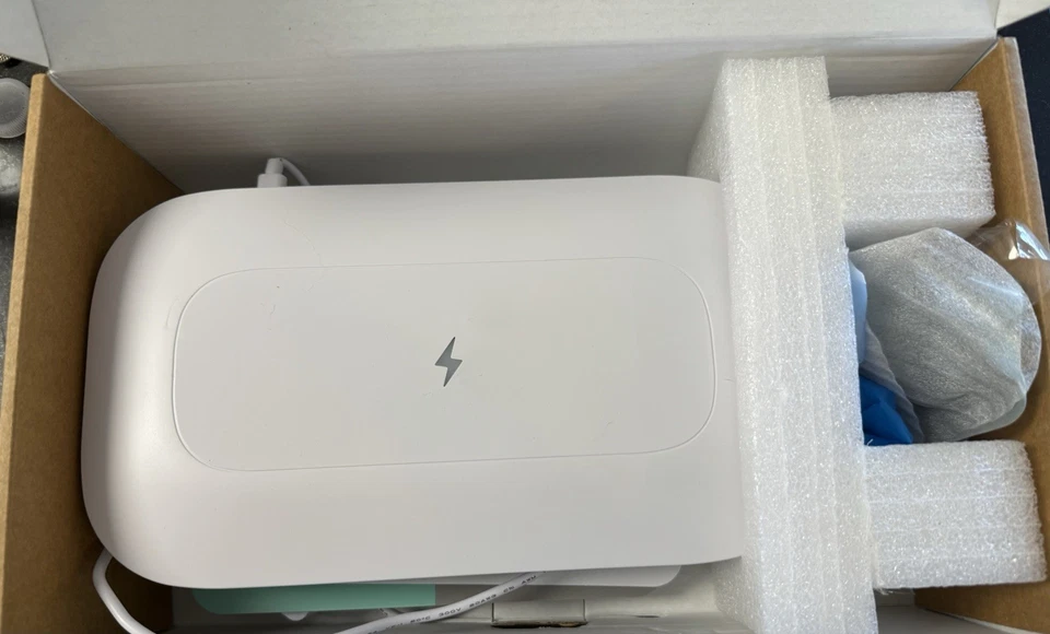 PhoneSoap Pro Smartphone Sanitizer and Charger White NIB - Image 2 of 4