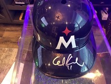 Autographed Chuck Knoblauch replica baseball helmet, Missesota Twins in a case