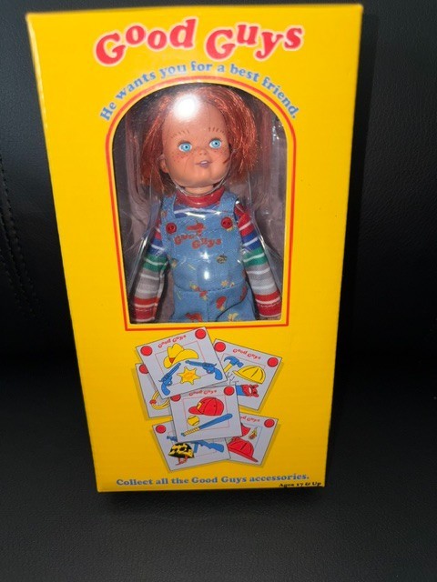 NECA 4” Child's Play Ultimate Chucky Horror Action Figure Good Guys