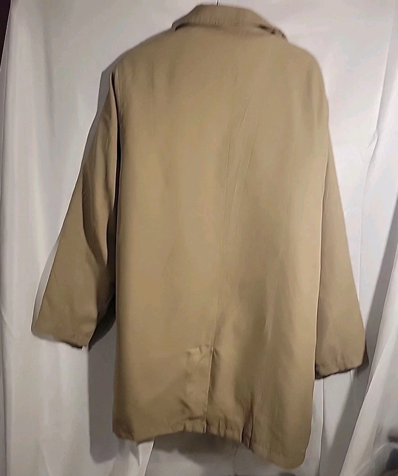 Vintage Haband's Parka Size L Tan Beige Zip Out Lining Executive Decision - Image 3 of 4