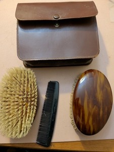 Vintage Addis Made in England Men’s Travel Grooming Brush & Comb Set