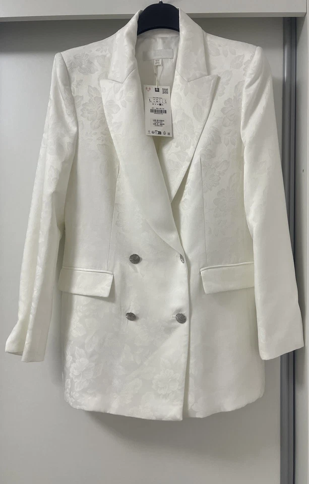 ZARA OYSTER WHITE LAPEL COLLAR DOUBLE BREASTED BLAZER WITH SHOULDER PADS SIZE L - Image 4 of 4