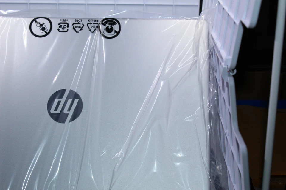 New HP 15-fd0103nr 15.6" NB Intel i3-N305 8GB RAM 512GB SSD Win11H 8R874UA#ABA - Image 2 of 4