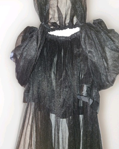 Petticoat Bustle - Picture 3 of 7