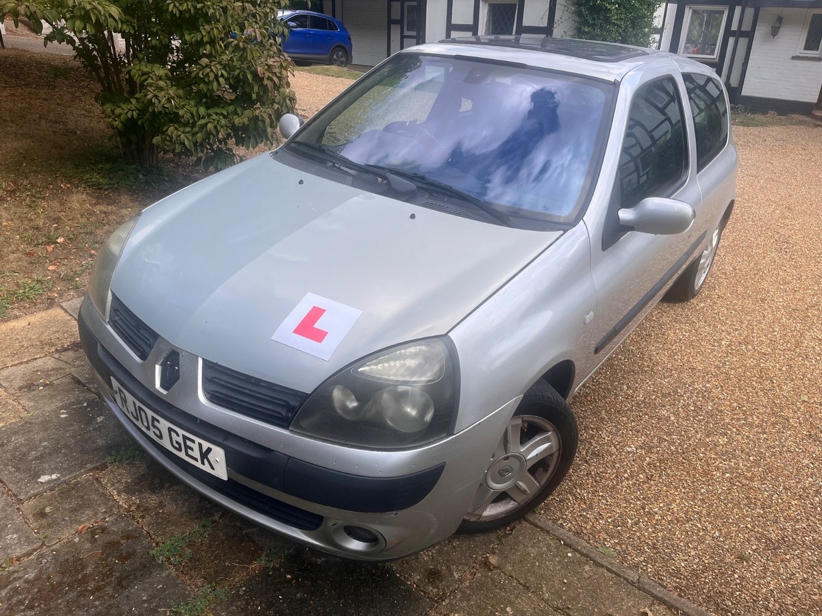 Renault Clio Dynamique 16v