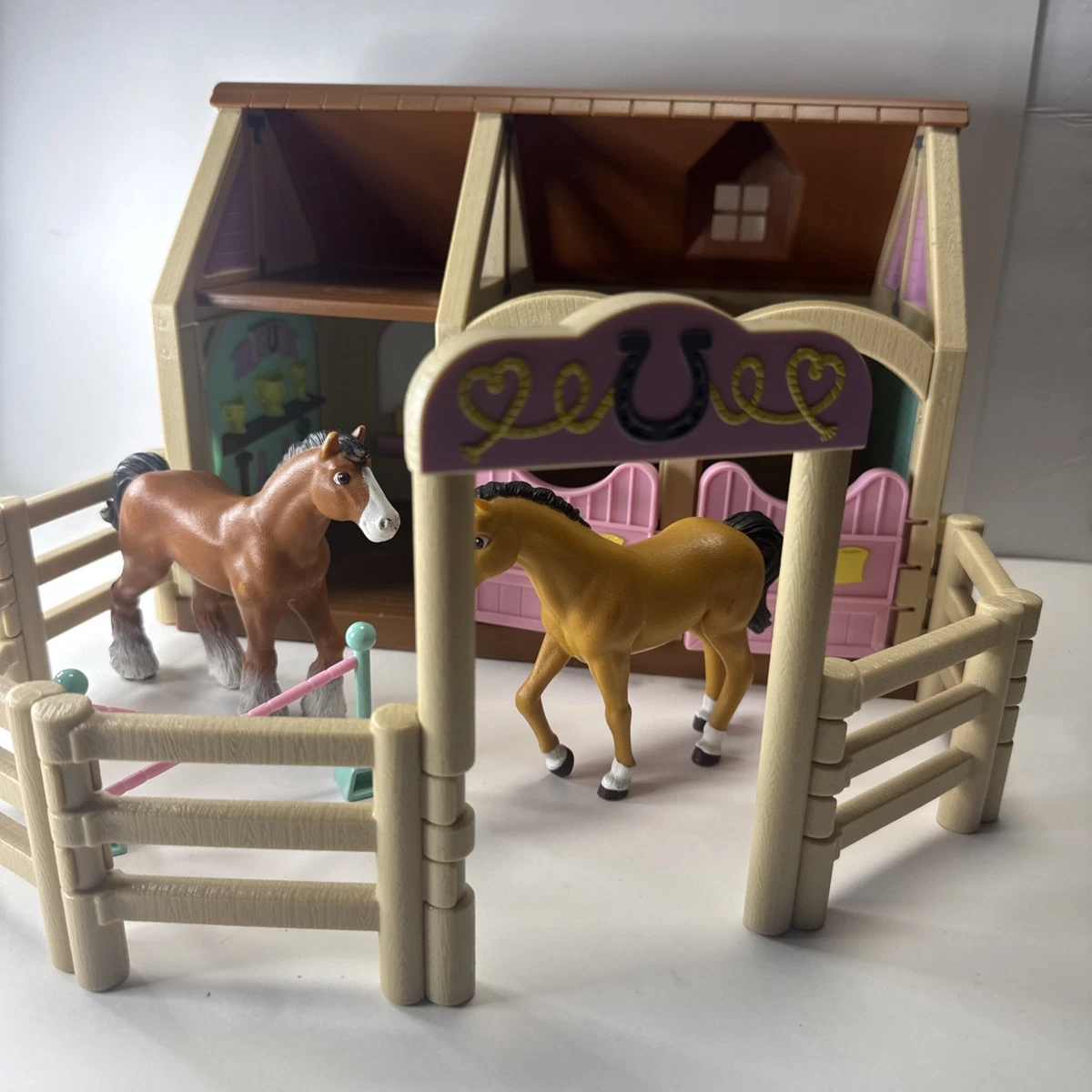Valla De Establo Para Caballos De Plástico – Juego De Cerca De 44x20x15 Cm Para Juguetes De Granja Y Carreras, Ideal Para Niños
