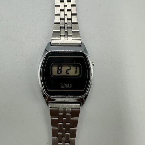 Vintage Timex Digital Watch Women Silver Tone 24MM LCD K-Cell New Battery 7.5"
