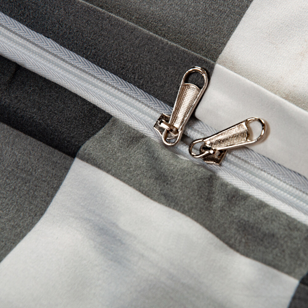 Satin Fade Wrinkle Resistant Grid Duvet Cover with Pillow Sham Set Easy Care