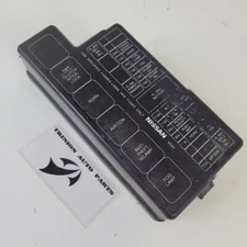 2000-2003 Nissan Xterra Under Hood Fuse Relay Box Cover Lid Black OEM