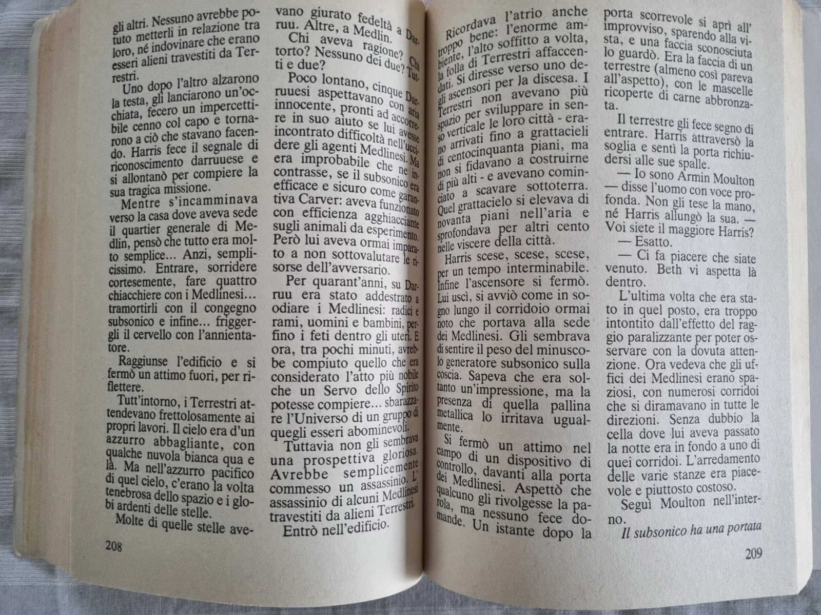 Foto 10 di 24