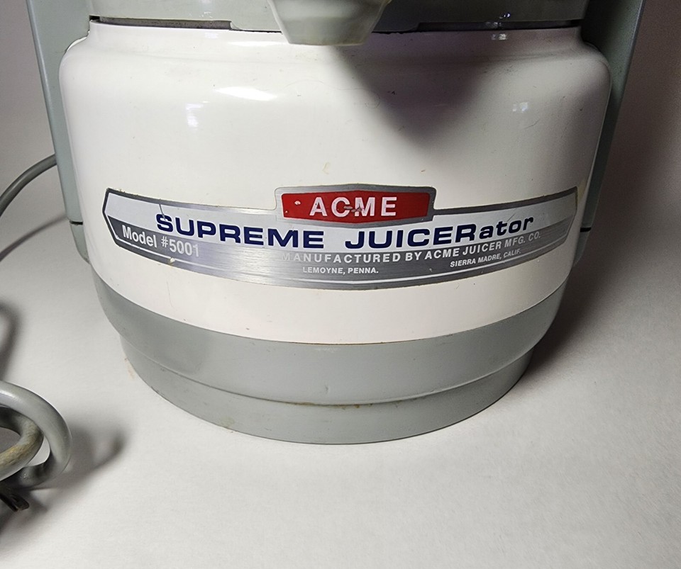 Acme Supreme Juicer Juicerator Model 5001 Centrifugal VNTG Complete