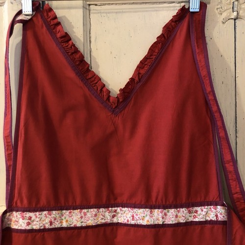 Halter Apron Reversible Yellow Brick Red Floral Pockets Tie Neck & Waist - Picture 4 of 14