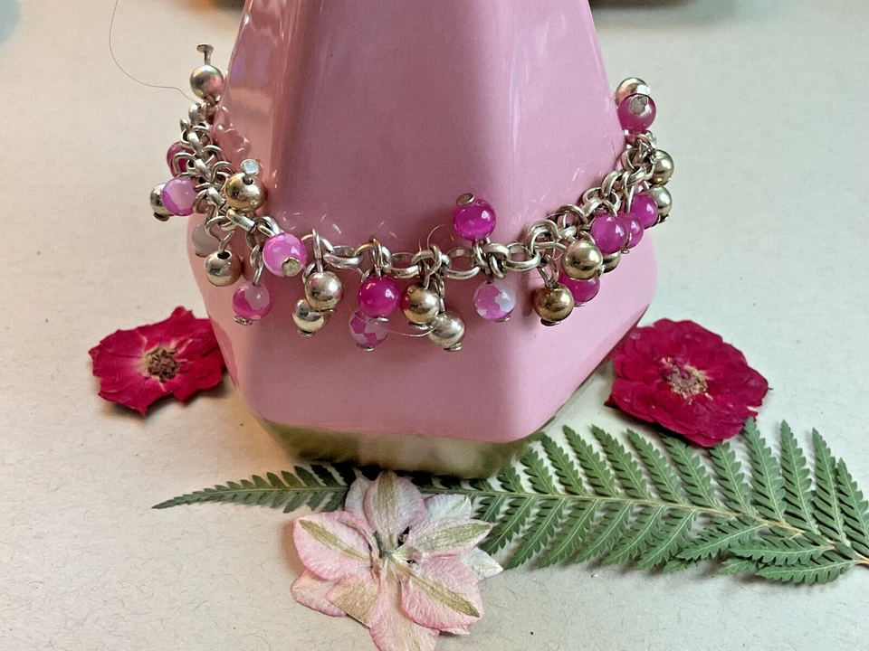 Women’s Beaded Bracelet Pink and White Pretty - Image 2 of 4