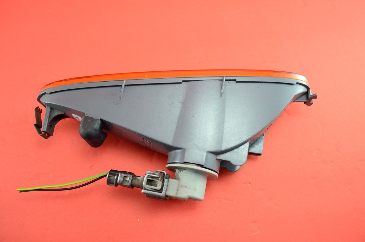 B#3 1998-2003 Jaguar XJ8 Front Turn Signal Lamp Assembly LH