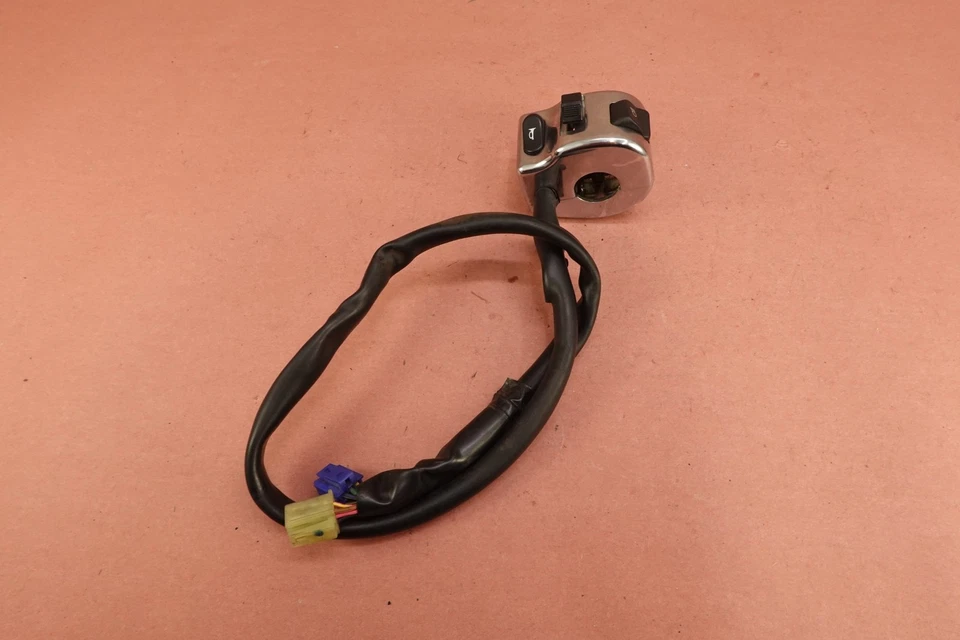 2004-2007 Yamaha Road Star XV1700 Left Handlebar Switch Turn Signal - Image 4 of 4