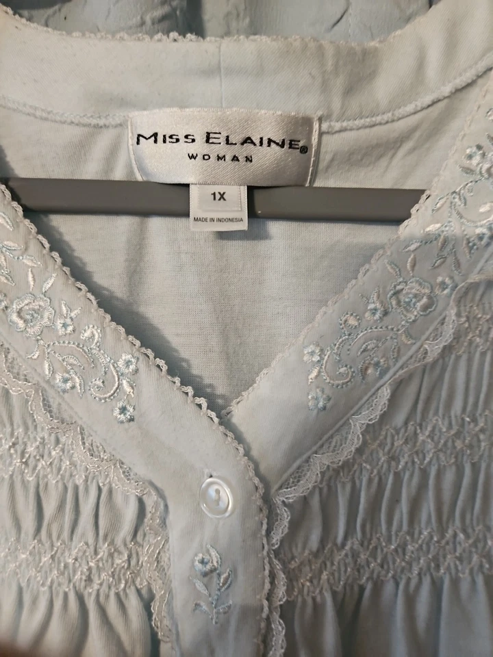 Camisón Miss Elaine Mujer 1X Azul Algodón Hasta la Rodilla Canesú Ajustado Encaje Foto 2 de 4