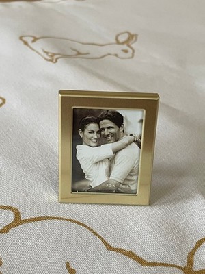 Bilderrahmen für Paßbild zum Aufstellen 4x5 cm (3,5x4,5) Fotorahmen Gold/Messing