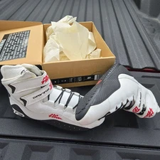 NO FEAR Driving Force Race Driver Shoes, T-4, white size 8.5 men, new in box