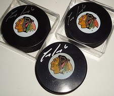Trevor Daley signed 2015-16 Chicago Blackhawks souvenir logo hockey puck w/coa