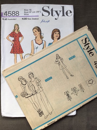 Style Sewing Pattern 4588 Vintage 70s Dress Top & Tennis Dress Size 16 Uncut FF - Picture 3 of 7