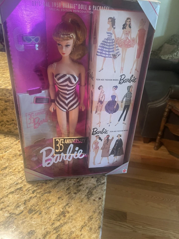 Barbie Edición Especial 35 Aniversario 1959 Muñeca Original y Paquete! Reprodutio Foto 3 de 4