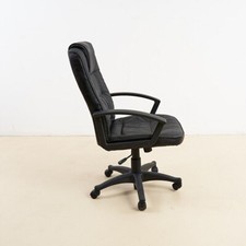 poltrona da ufficio  ( base da sostituire)