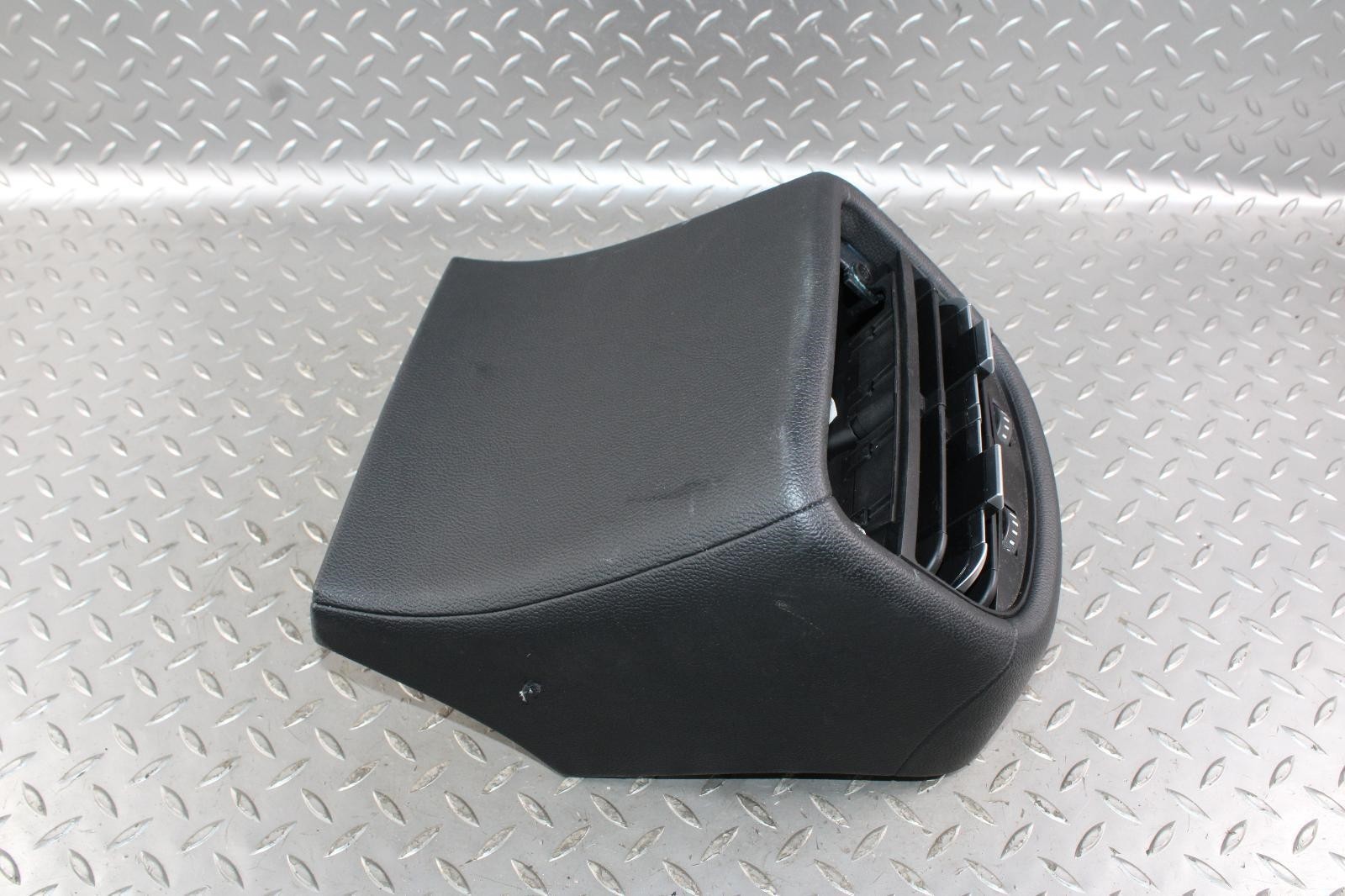 ⚠️NOTE⚠️ 14-17 Ghibli Black Nero Leather Console Rear Vent Trim Panel Factory OE