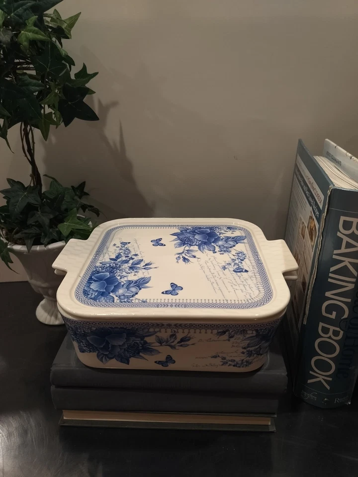 Plato de panadero Grace's Pantry cuadrado con tapa; blanco/azul; ¡usado en excelente estado! Precioso! Foto 4 de 4