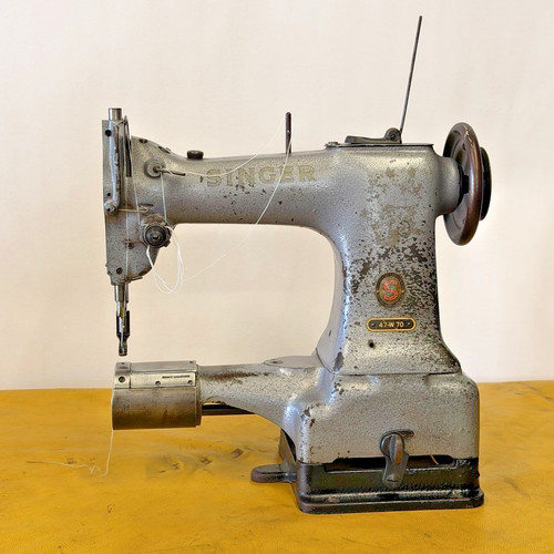 SINGER 47W70 DARNING INDUSTRIAL SEWING MACHINE HEAD ONLY