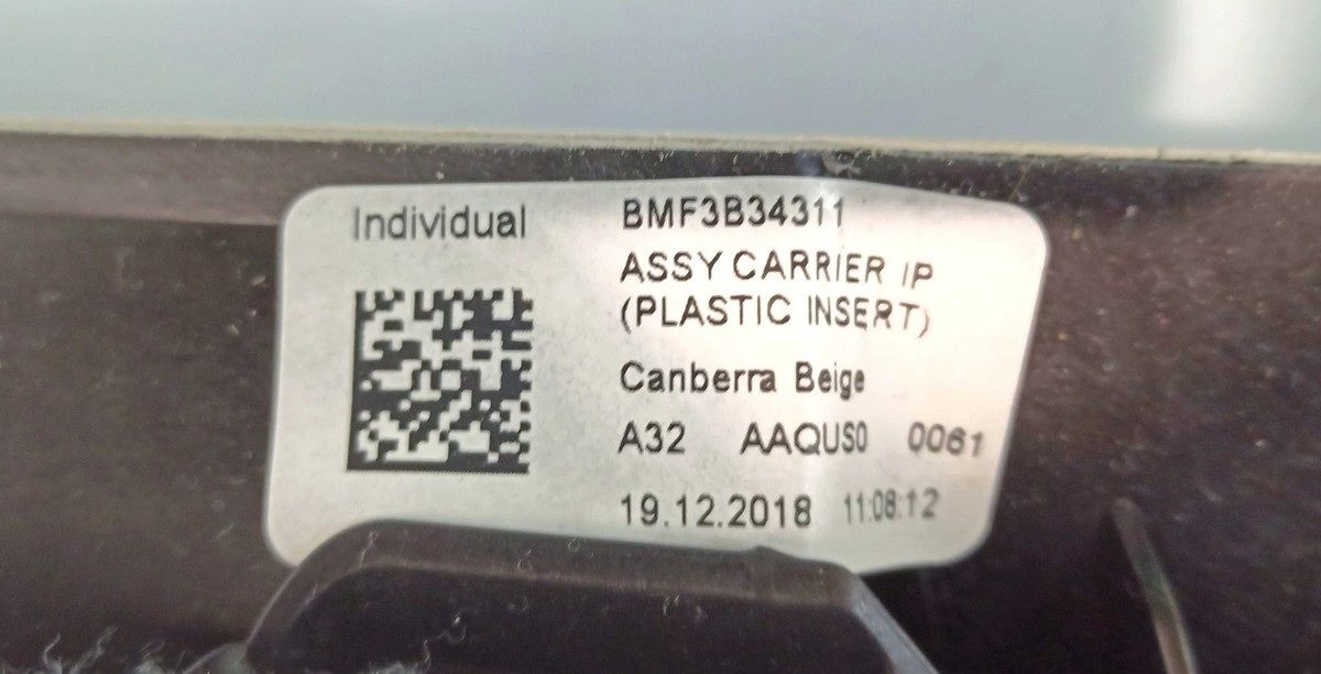 BMW OEM Dashboard 9476397 Black/Beige HUD Leather Vernasca  