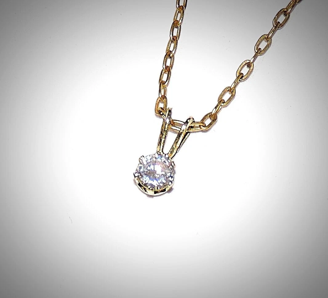 VETEMENTS Set puntine cristallo sfaccettato tondo chiaro ciondolo tono oro e collana 18"