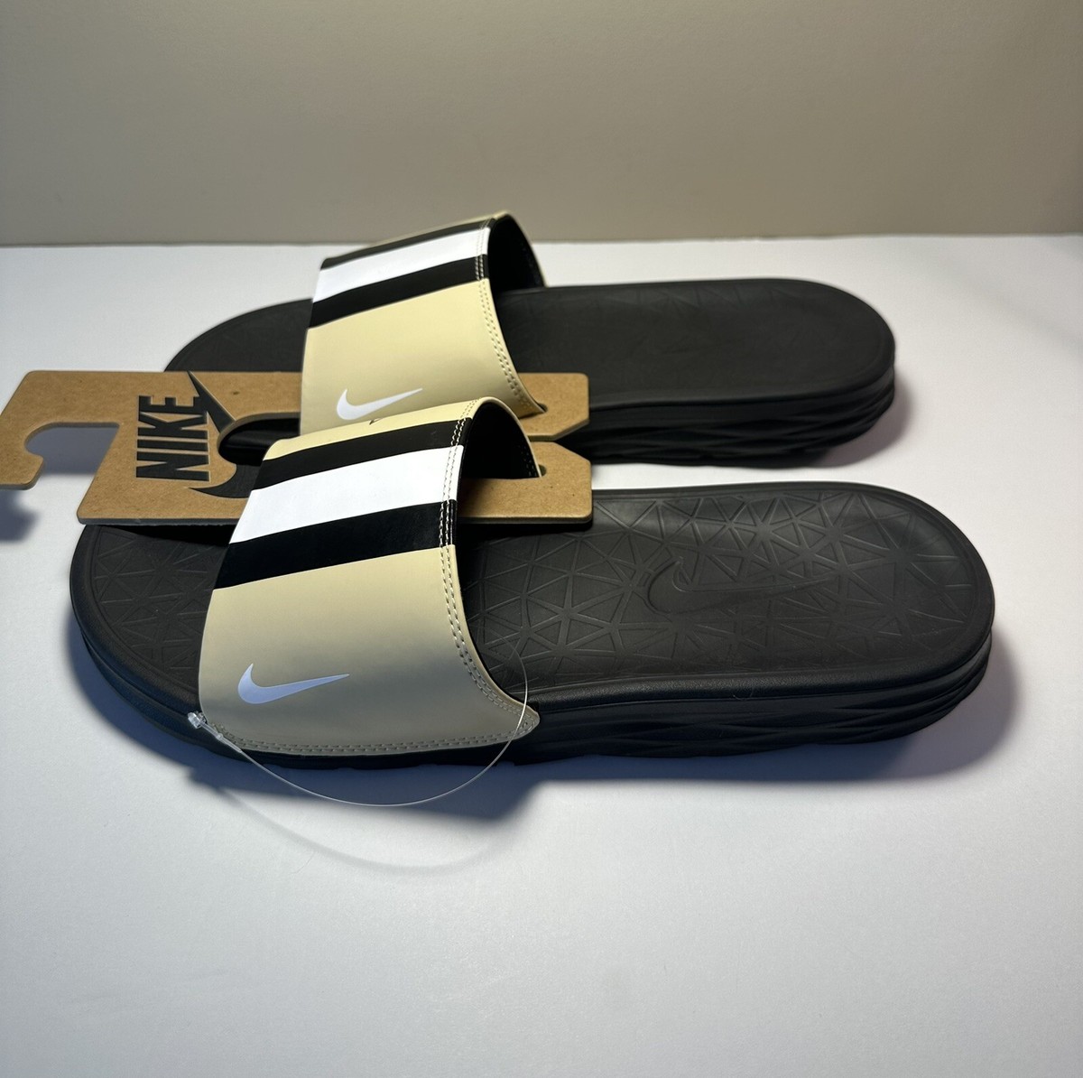 Nike Store Sandals Nike Benassi 219 Nike Benassi Solarsoft Men's