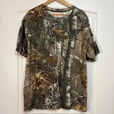 Game Winner RealTree Camo Short Sleeve Hunting T-Shirt Men's Size Large Outdoor
