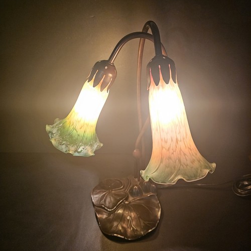 TIFFANY STYLE LILY PAD DESK - TABLE LAMP LIGHT 16" Tall - 2 Light Setting READ - Picture 14 of 14