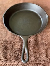 Lodge #8 Three Notch Skillet Made in USA Cast Iron with Heat Ring “D1” Mold Mark