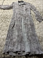 Ann Taylor LOFT Gray Snakeskin Print No Belt Button Down Midi Dress Size 4