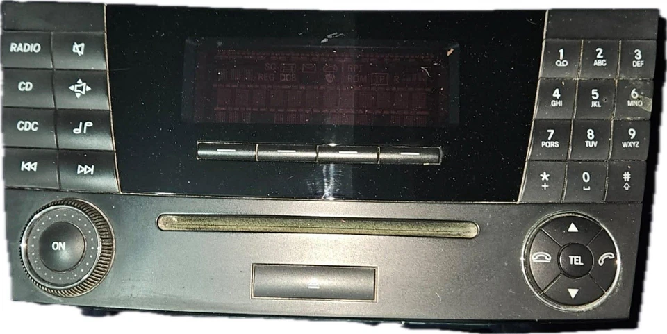 Mercedes-Benz E-Klasse W211 Autoradio Radio Audio 20 A2118209889 TOP ZUSTAND - Bild 2 von 2