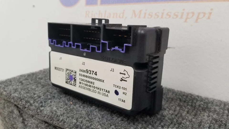 15 CHEVY SILVERADO 2500 TRANSFER CASE CONTROL MODULE 24269374 - Image 3 of 4