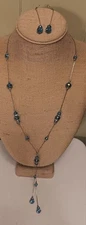 JEWERLY SET NECKLACE & DANGLING PIERCED EARRINGS BLUE CRYSTAL REINSTONE Y DROP