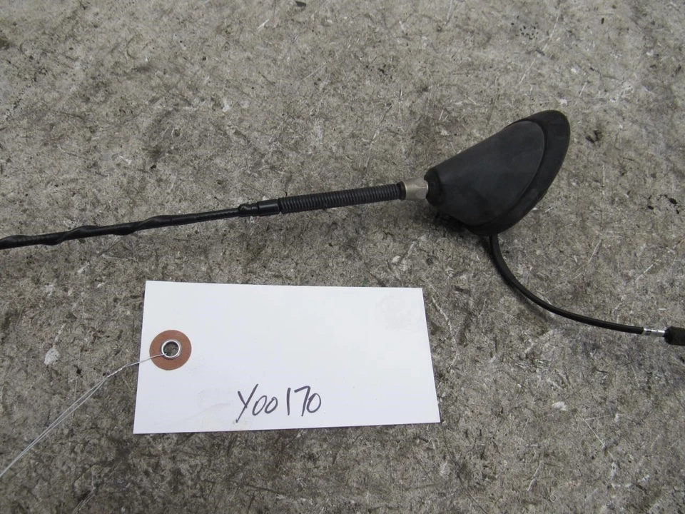 2004 2009 Toyota Prius roof mounted am fm radio antenna mast whip 8630047030 OEM Foto 2 de 4