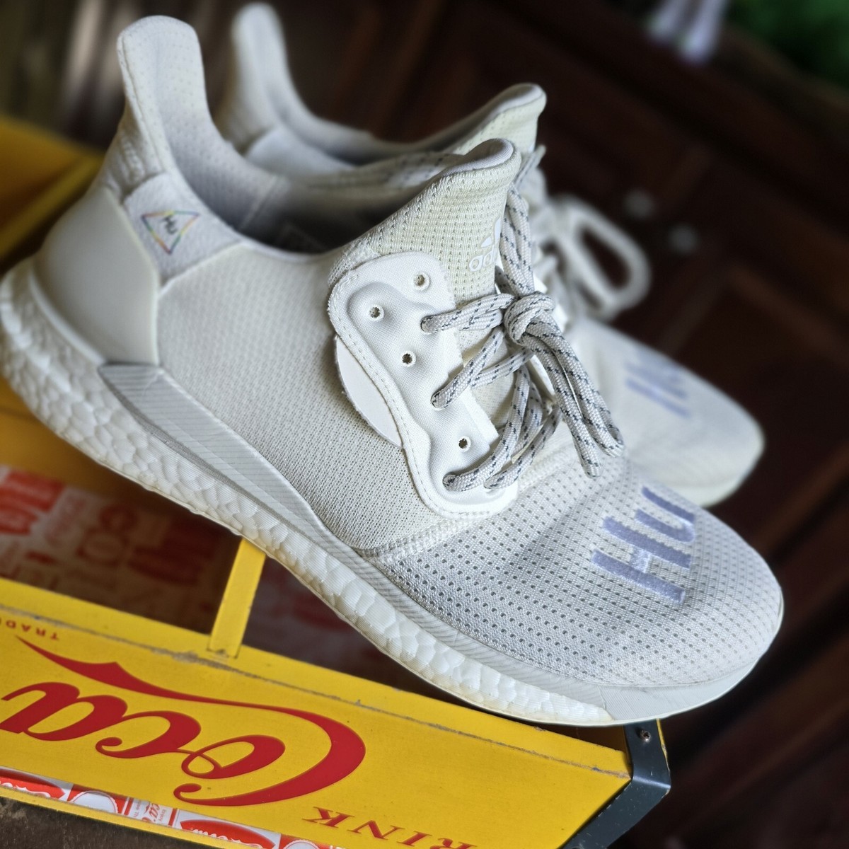Size 9 - Pharrell x adidas Solar Hu Glide PRD Cream White 