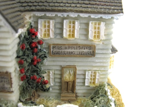 Liberty Falls Americana Collection APPLEGATES BOARDING HOUSE Miniature Vintage - Picture 5 of 13