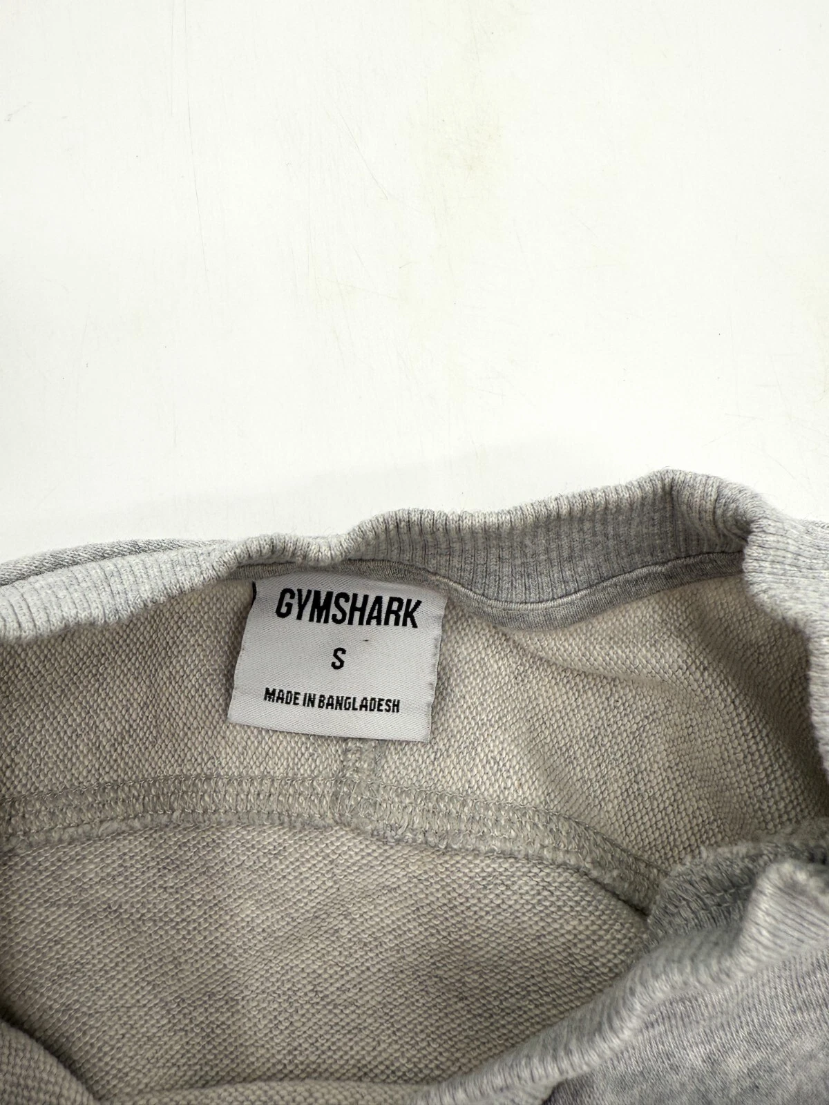 gymshark jogging cropped tapered workout sweater